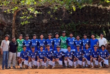 College-Football-Team